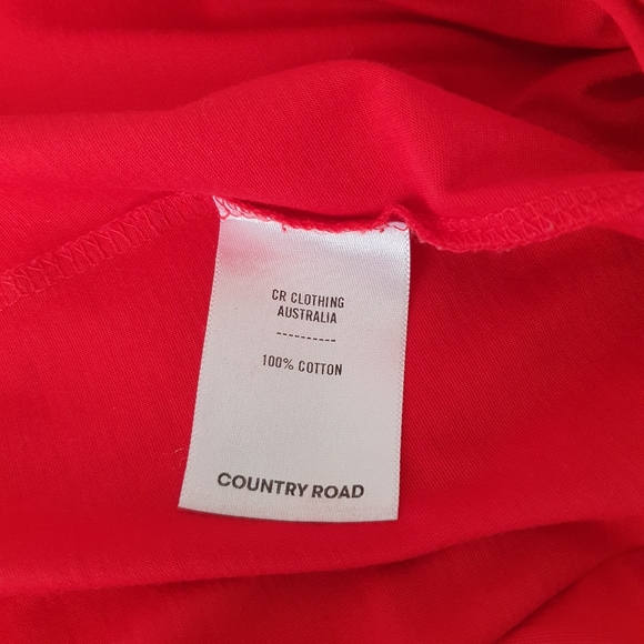 Country Road Somens Red Top - Picture 9 of 10
